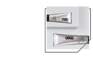 Die MK Men® Daily Facial Wash und der MK Men® Advanced Facial Hydrator Sunscreen SPF 30 liegen vor einem grauen Hintergrund. Die pflegenden Produkte in den silbernen Tuben gehören zu der Mary Kay Männerkollektion.