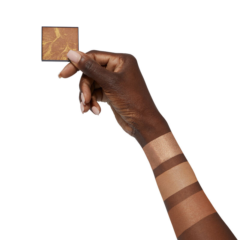 Mary Kay Illuminating Bronzer Deep Glow
