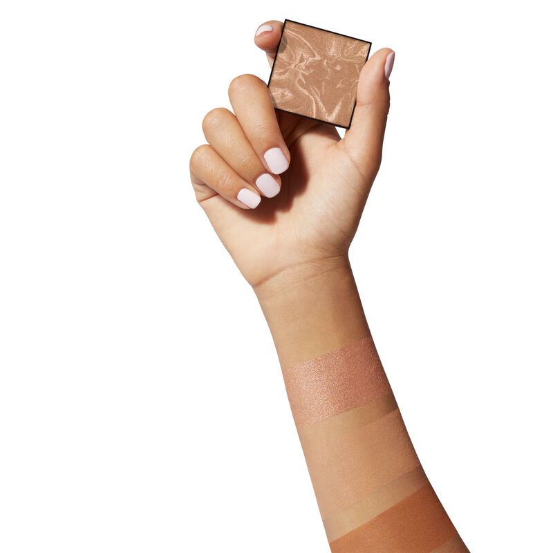 Mary Kay Illuminating Bronzer Deep Glow